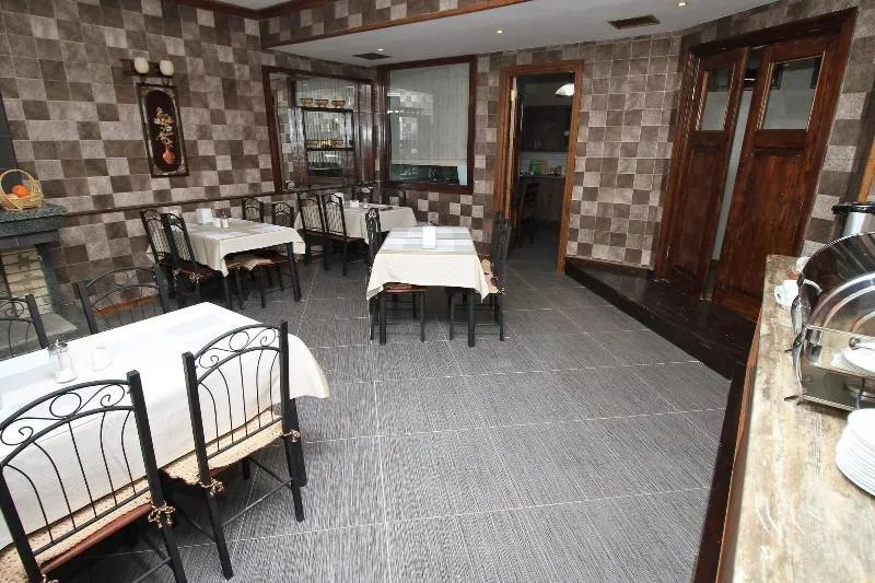 Tiflis House - Image 1