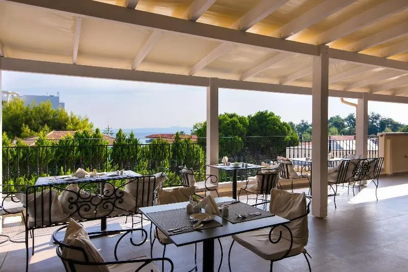 Neikos Mediterraneo Luxury Suites - Image 1