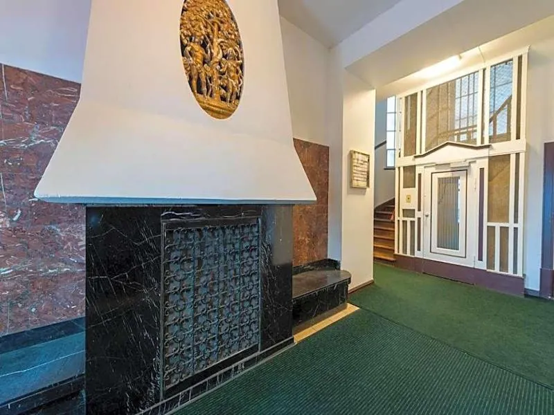 W22 Hotel - Image 1