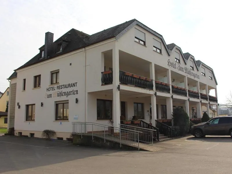 Hotel zum Mühlengarten - Image 1