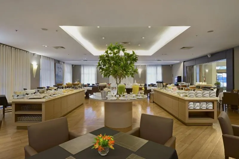 Araucária Plaza - Image 1