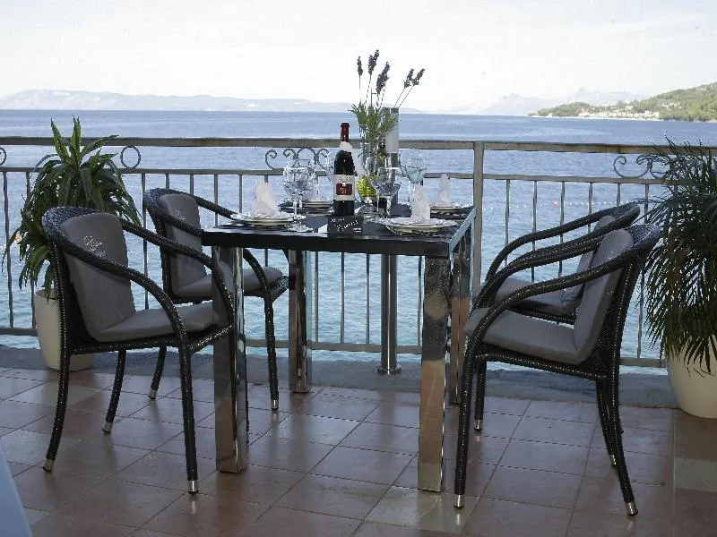 Beach Hotel Croatia - Image 1