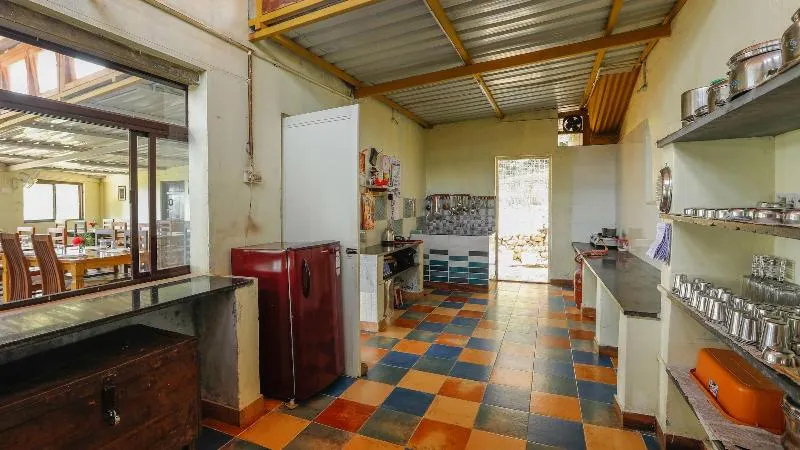 Devashola Homestay - Image 1