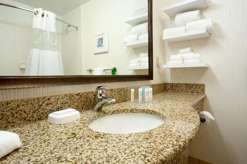 Hampton Inn St. Louis Southwest - Image 1