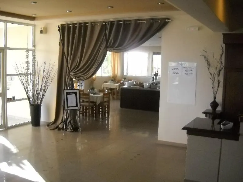 Thea Hotel - Image 1
