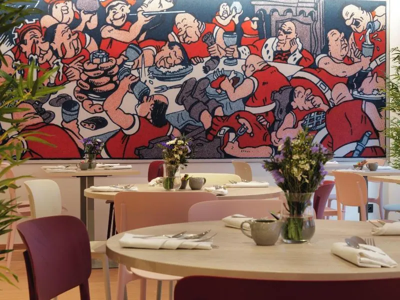 Comic Art Hotel - Image 1