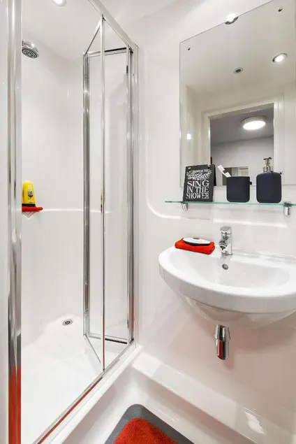 Arofan House - Campus Accommodation - Image 1