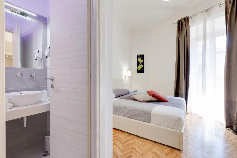 Dolce Luxury Rooms - Image 1