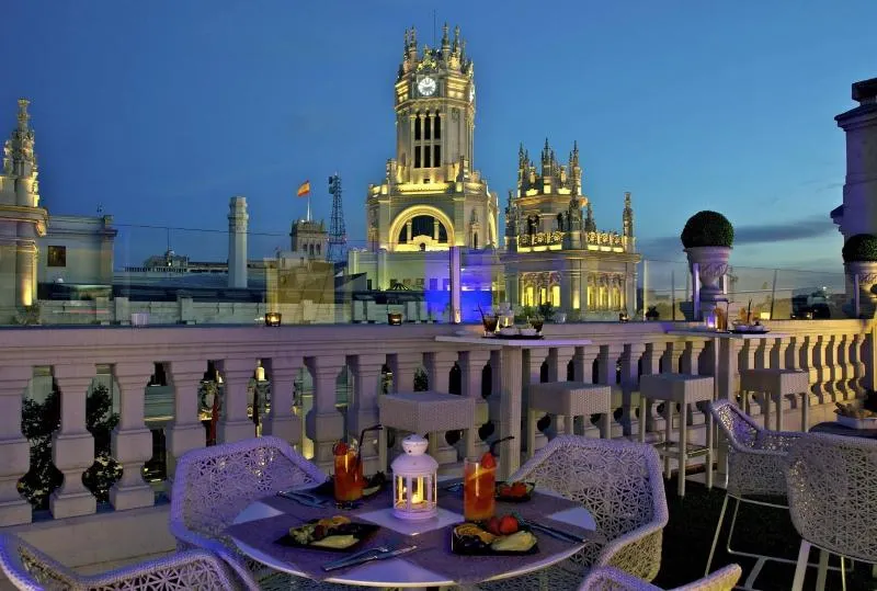 Luxury Suites Madrid - Image 1
