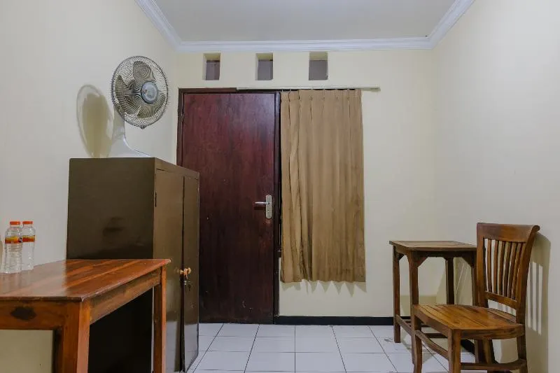 Sawojajar Inn - Image 1