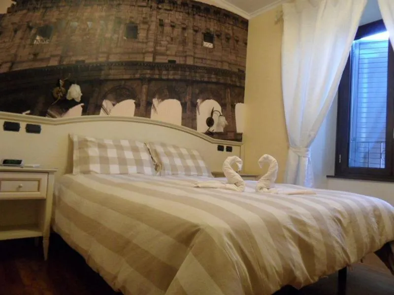 Le Suite Downtown - Image 1