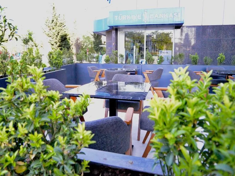 Kerthill Hotel - Image 1