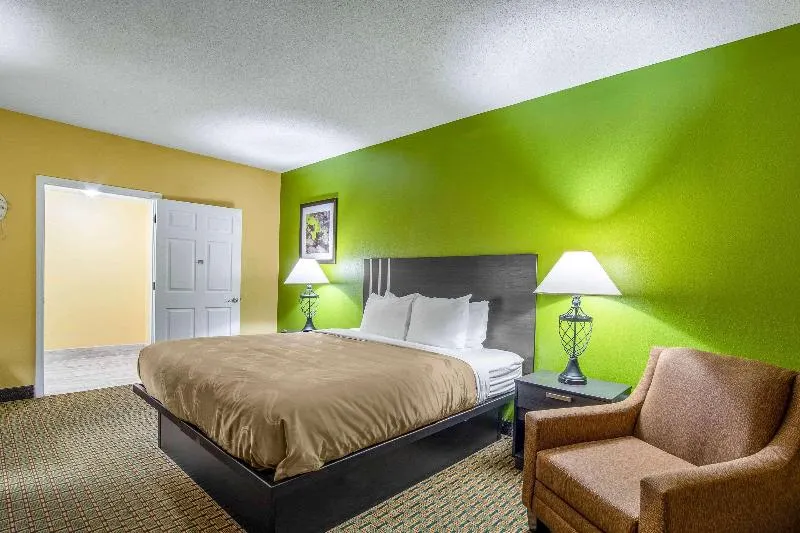 Quality Inn West Columbia - Cayce - Image 1