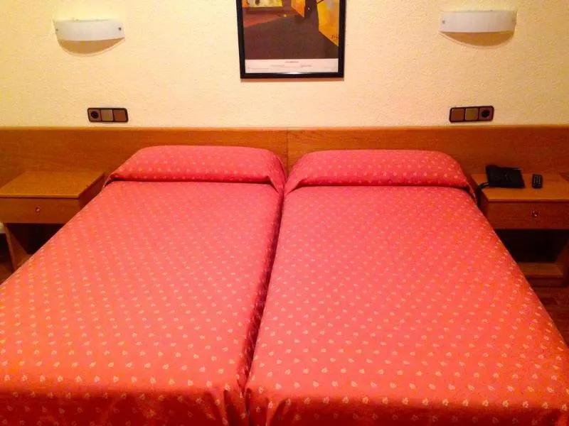 Pelayo Hotel - Image 1