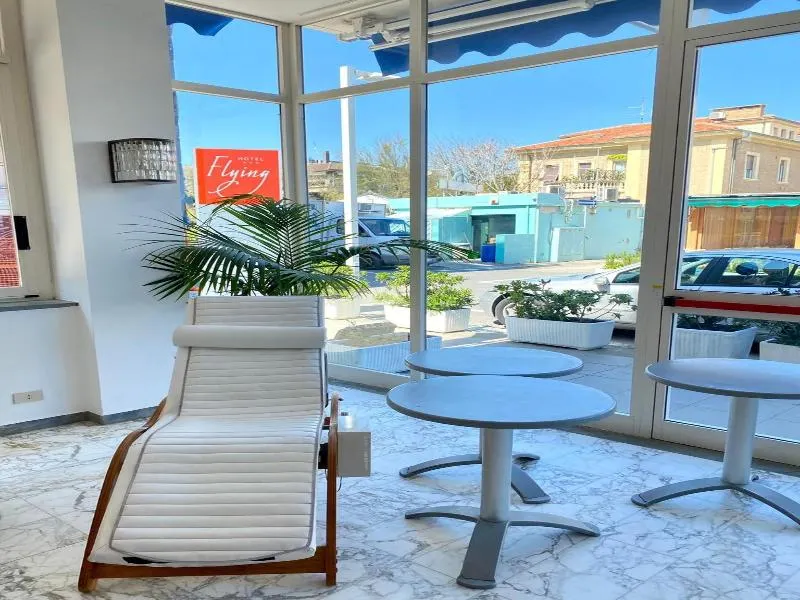Hotel Flying - Image 1