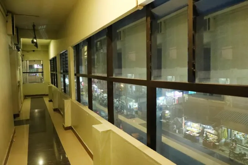 Value Hotel - Image 1