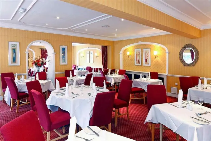Wolverhampton Goldthorn Hotel - Image 1