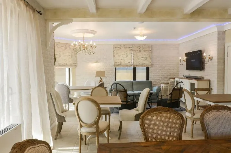 Residence Bilyana - Image 1