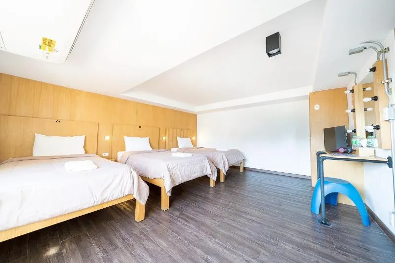 Vestique Hostel - Image 1