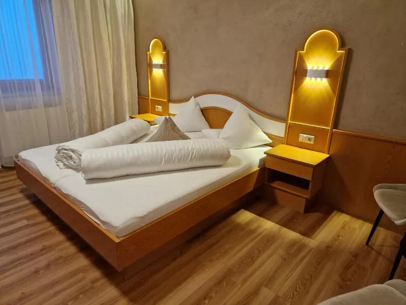 Pension Romantica - Image 1