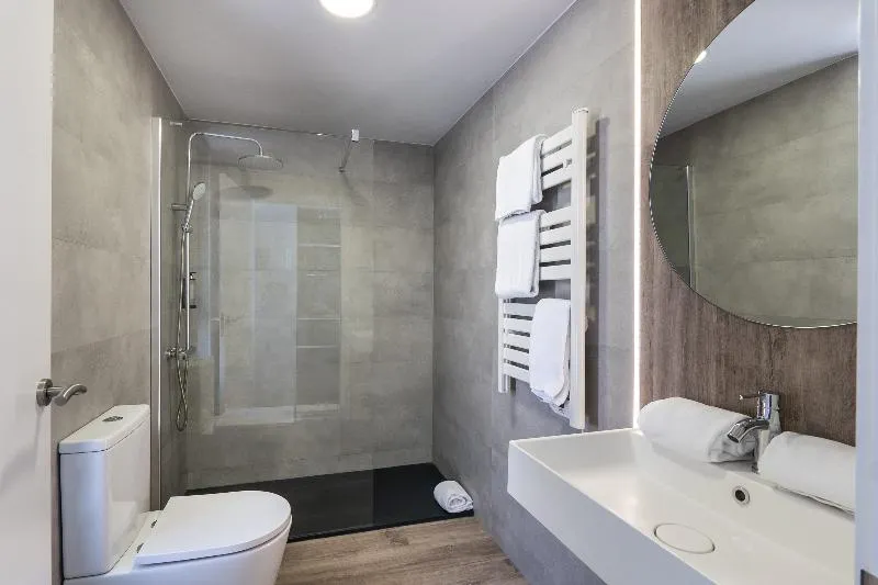 Aparthotel Comtat Sant Jordi - Image 1