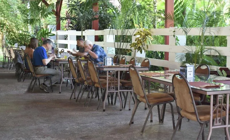 Arenal Country Inn - Image 1