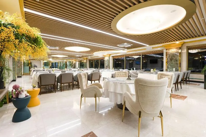 Taebaek Hotel - Image 1