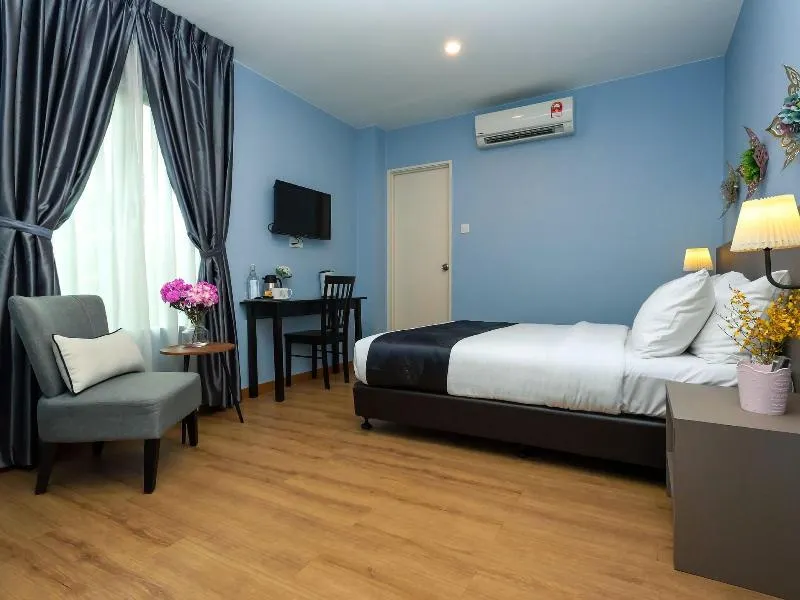 DK Hotel by OYO Rooms - Image 1