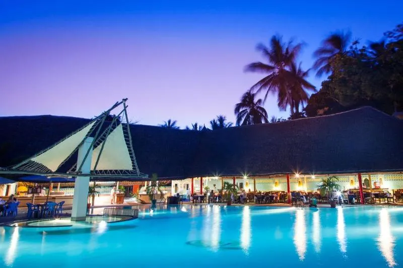 Turtle Bay - Image 1