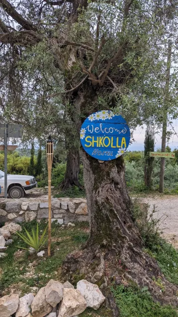 Shkolla Hostel - Image 1