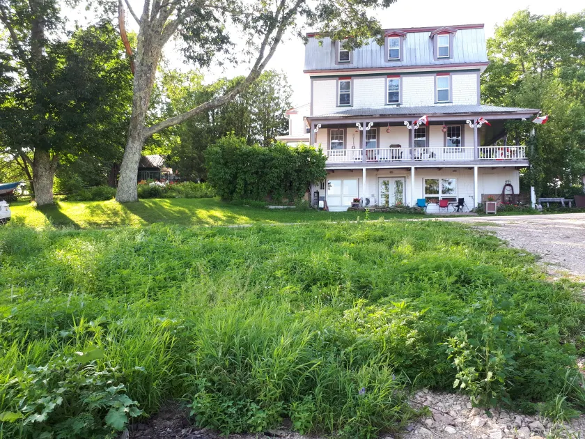 Pleasantview - Image 1