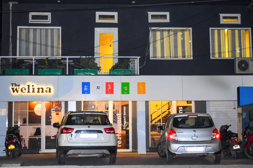Welina Shree Hotel - Image 1