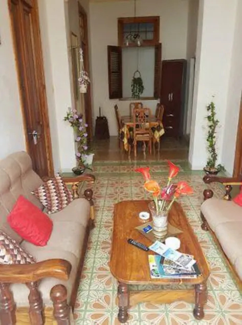 Hostal Balcones Villegas - Image 1