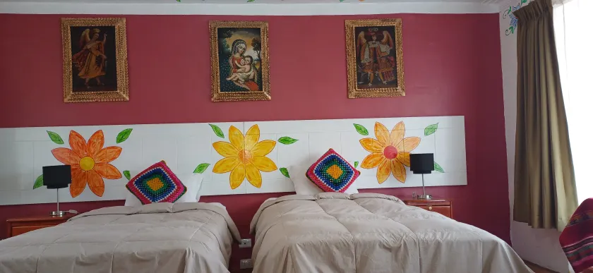 Reinbo Hostel B&B - Image 1