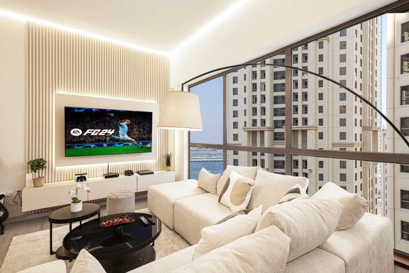 Next'House - JBR Beach Hostel - Image 1
