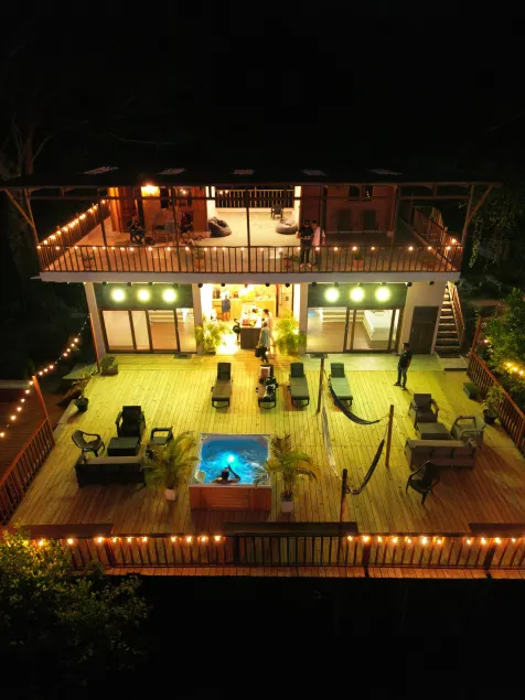 Minka Paradise - Image 1