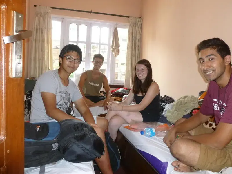 Happy Hostel - Image 1