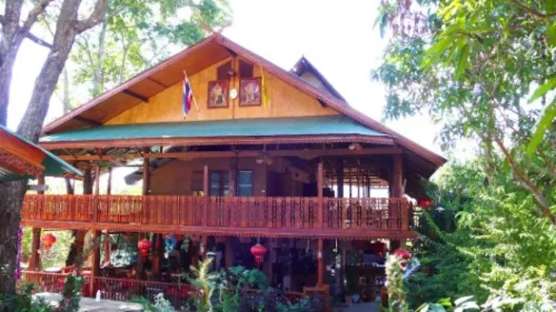 Darling View Point Bungalows - Image 1