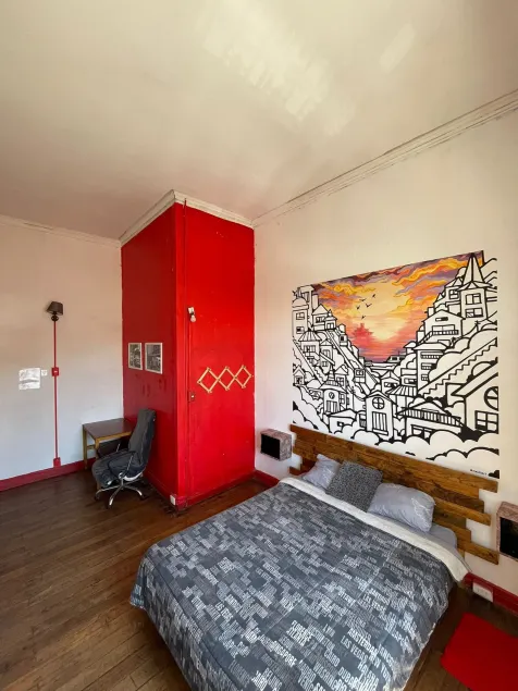 Valparadise Hostel - Image 1