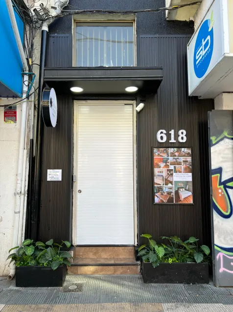 Columba Hostel - Image 1