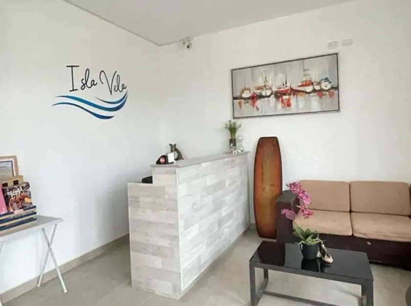 Isla Vela - Image 1