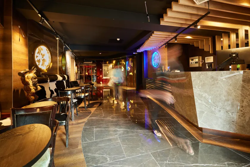 The Bulldog Hotel - Image 1
