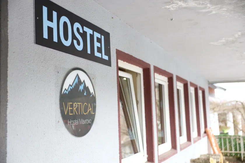 Vertical Hostel Mavrovo - Image 1