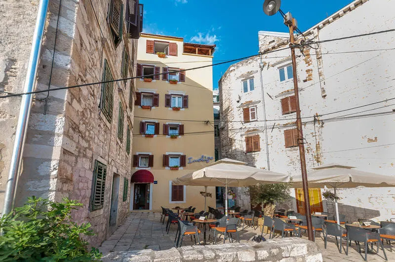 Hostel Indigo - Image 1