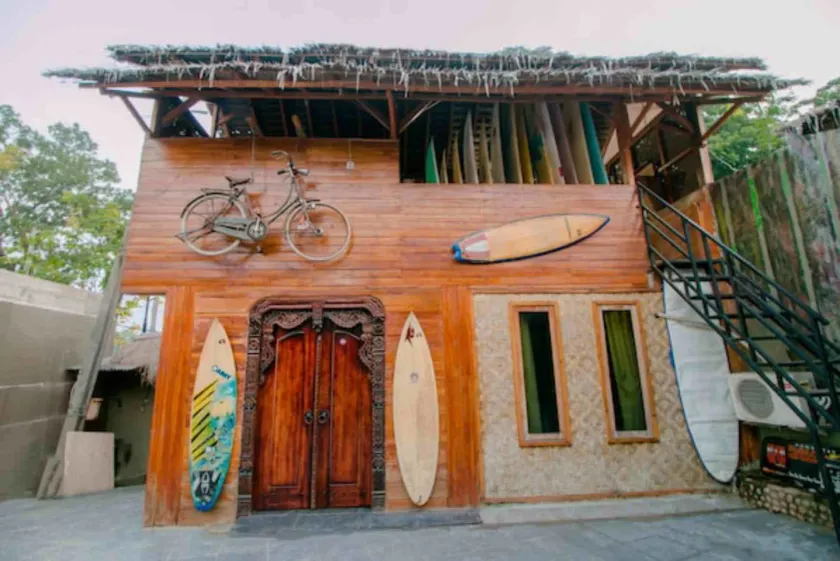 Stay & Surf at Cimaja Beach - Image 1
