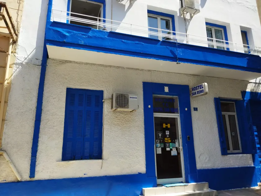 San Remo Hostel - Image 1