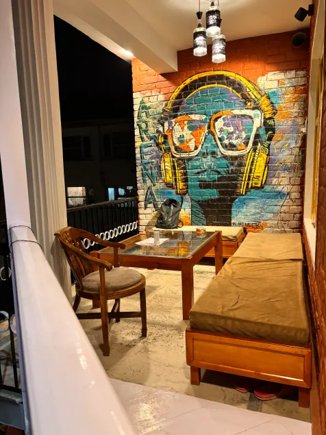 Hostel Arena & Cafe - Image 1