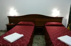 Rome City Inn - Image 1
