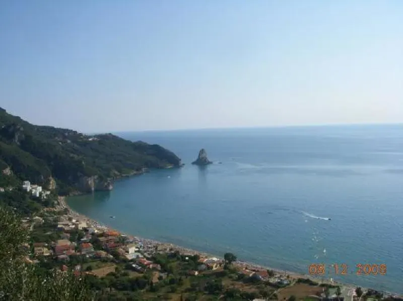 Corfu Backpackers Beach Hostel - Image 1