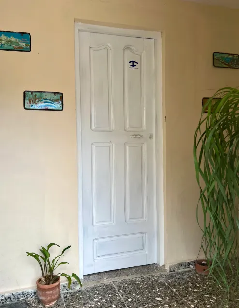Hostal La Esperanza - Image 1
